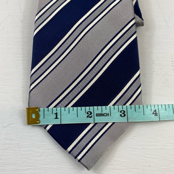 Donald Trump Men's 60" Necktie - Gold Bar - Blue & Gray Striped 100% Silk Tie - Picture 6 of 8